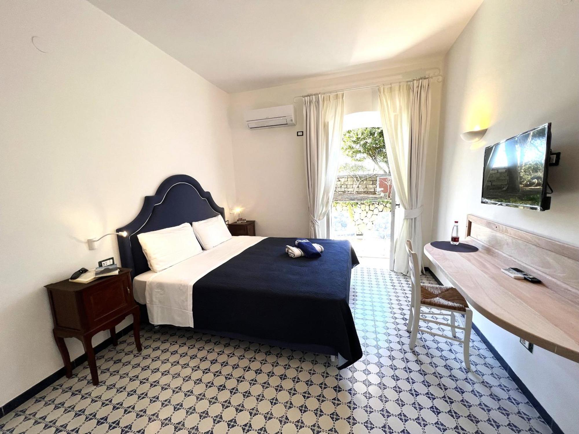 拉韦诺公寓式酒店 Forio di Ischia 外观 照片